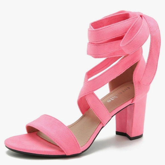 Trary Shoes - Trary Pink Women's Sandals sz 11